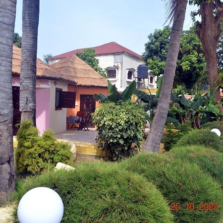 Easy Time Lodge Kololi Ngoại thất bức ảnh