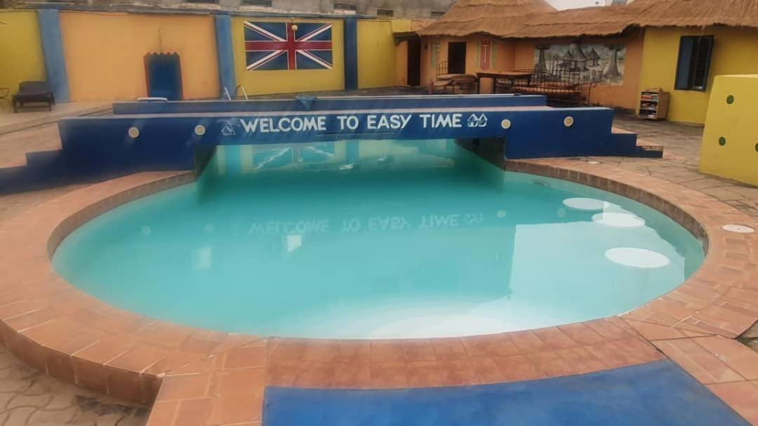 Easy Time Lodge Kololi Ngoại thất bức ảnh