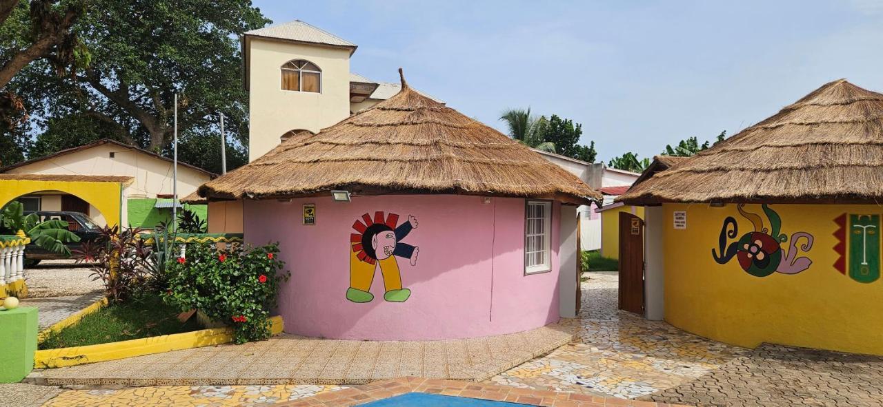 Easy Time Lodge Kololi Ngoại thất bức ảnh