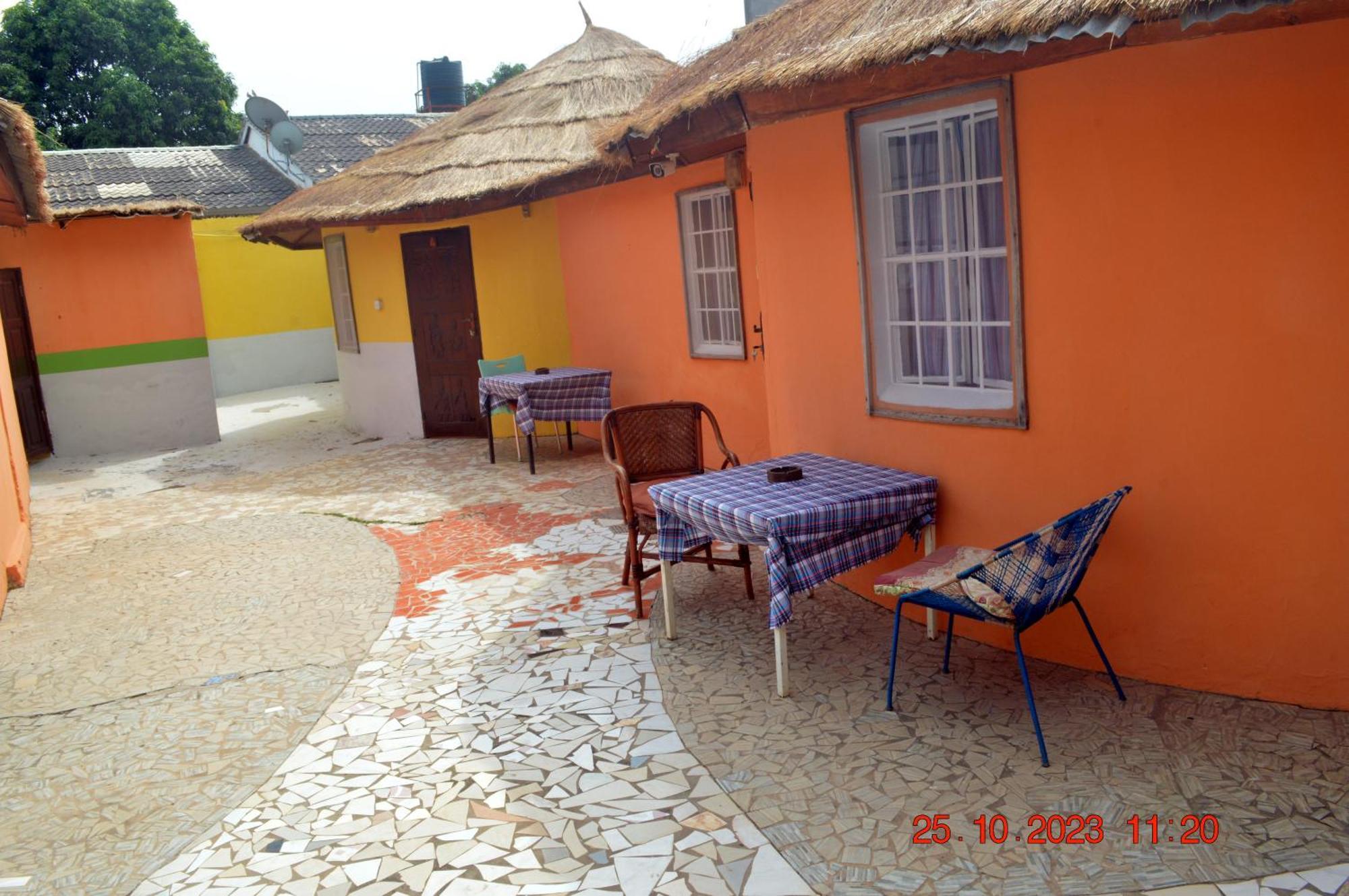 Easy Time Lodge Kololi Ngoại thất bức ảnh