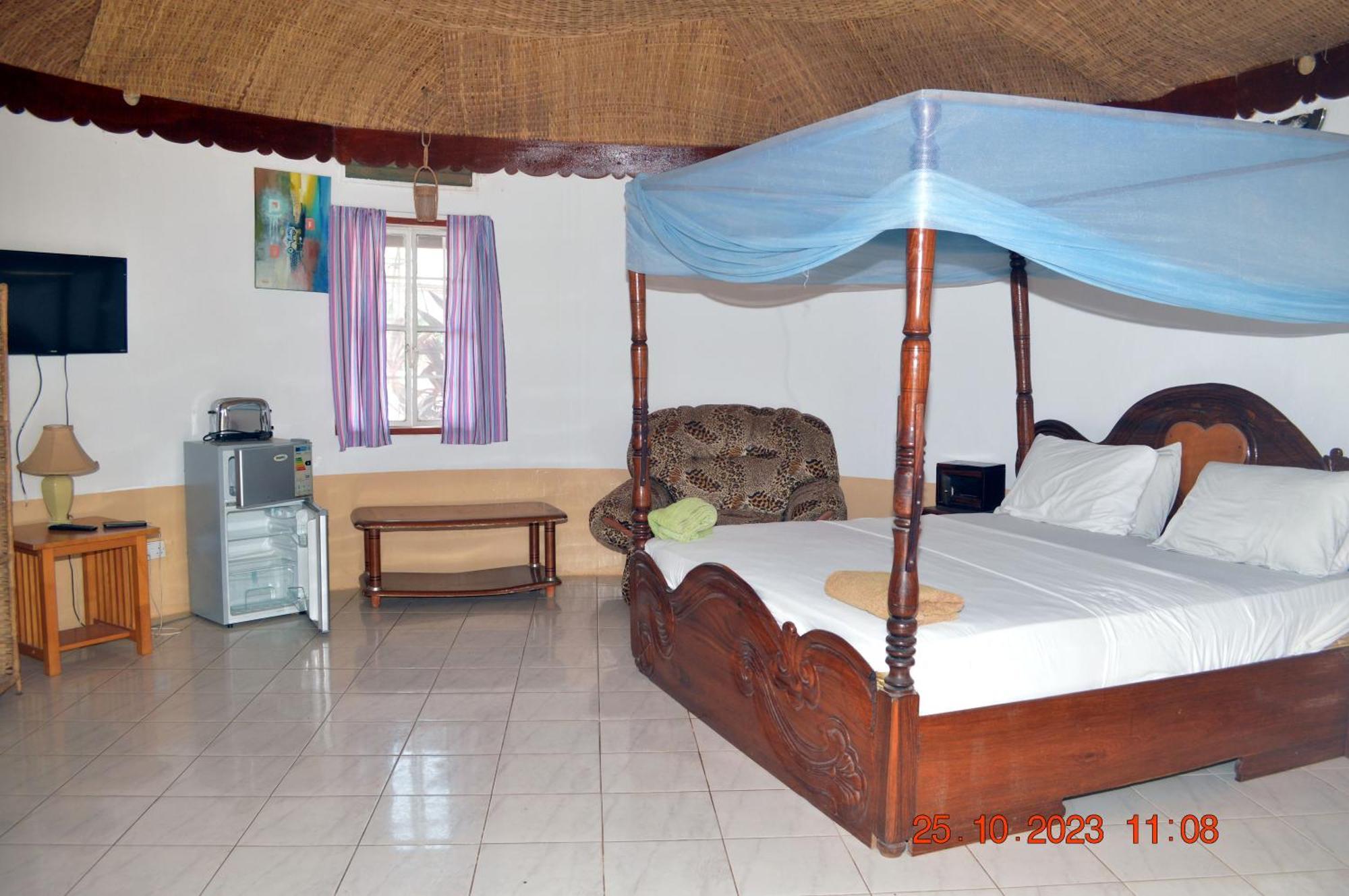 Easy Time Lodge Kololi Ngoại thất bức ảnh